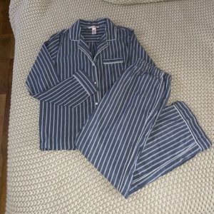 Victoria’s Secret Pajama Set